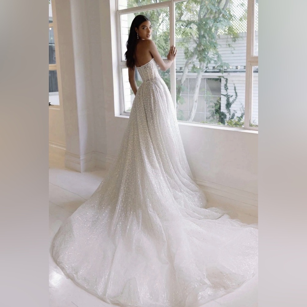 La Premiere Bridal Lise Wedding Dress size 12